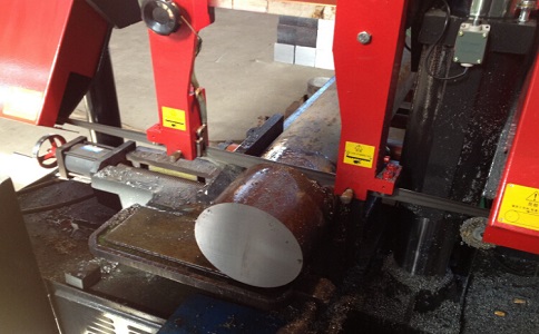 进贤卧式带锯床加工时出现明显振荡如何排查？